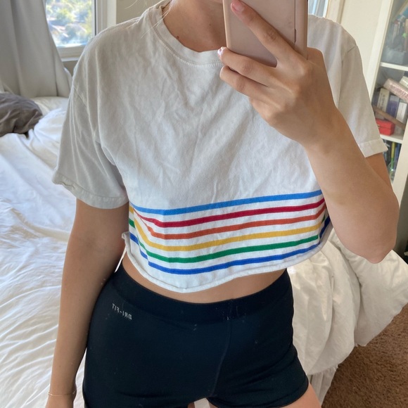 Brandy Melville Tops - Brandy Melville white crop